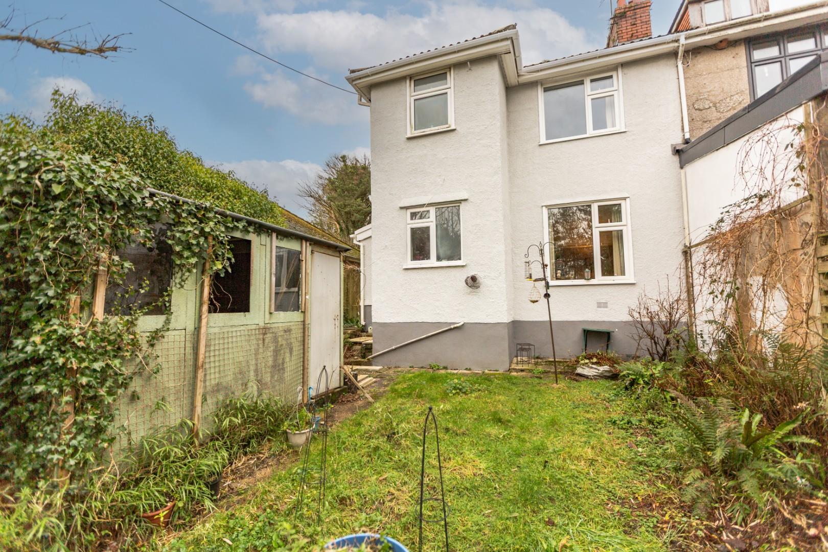 Bishopston Road, Bishopston, Swansea, SA3 3EH